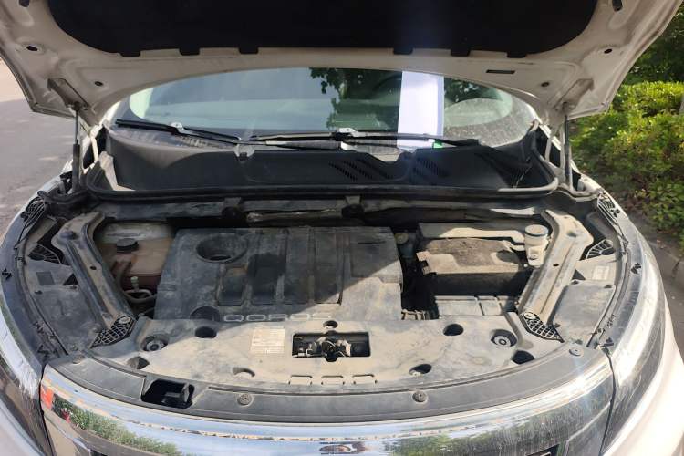 Used Qoros 5 2017 1.6T Automatic Prestige Model Engine Bay