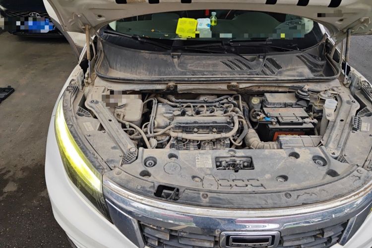 Used Qoros 5 2017 1.6T Automatic Leading Model Engine Bay Right