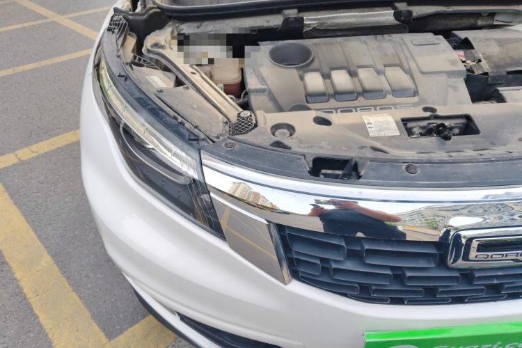 Used Qoros 5 2017 1.6T Automatic Prestige Model Engine Bay Right