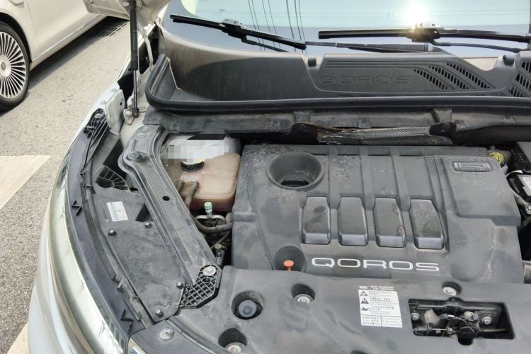 Used Qoros 5 2017 1.6T Automatic Prestige Model Engine Bay Right