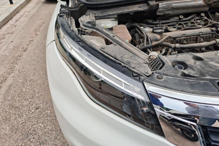 Used Qoros 5 2017 1.6T Automatic Leading Model Engine Bay Right