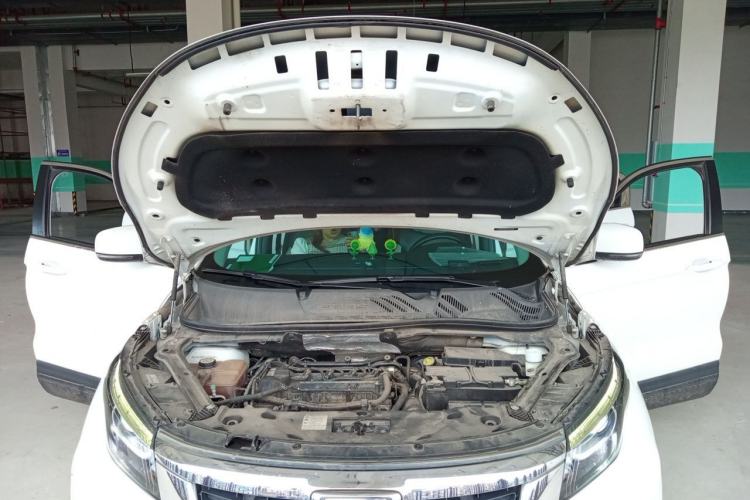 Used Qoros 5 2017 1.6T Automatic New Elite Model Engine Bay