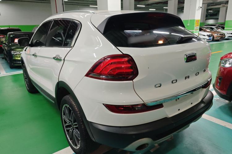 Used Qoros 5 2017 1.6T Automatic Flagship Model Exterior 2