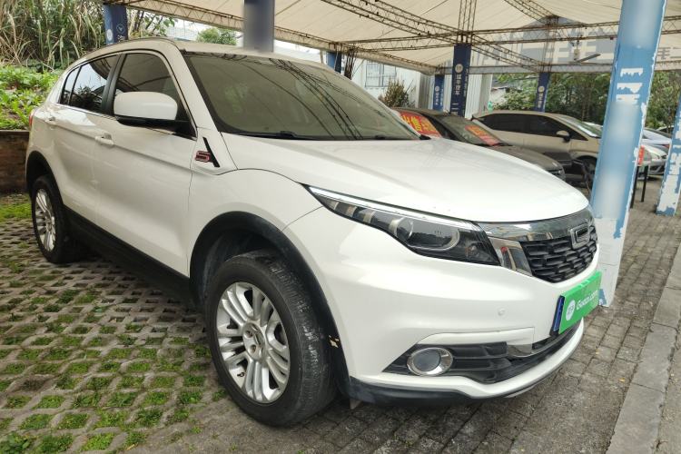 Used Qoros 5 2017 1.6T Automatic Prestige Model Front Right 45 Deg