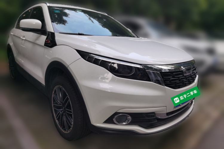 Used Qoros 5 2017 1.6T Automatic New Elite Model Front Right 45 Deg