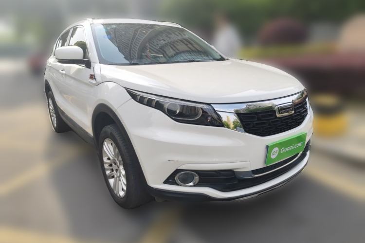 Used Qoros 5 2017 1.6T Automatic Prestige Model Front Right 45 Deg