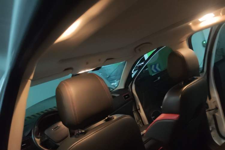 Used Qoros 5 2017 1.6T Automatic New Elite Model Headliner