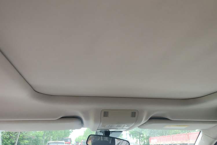 Used Qoros 5 2017 1.6T Automatic Prestige Model Headliner