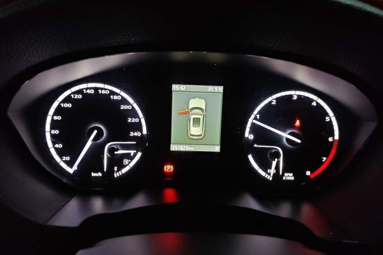 Used Qoros 5 2017 1.6T Automatic Prestige Model Instrument Cluster