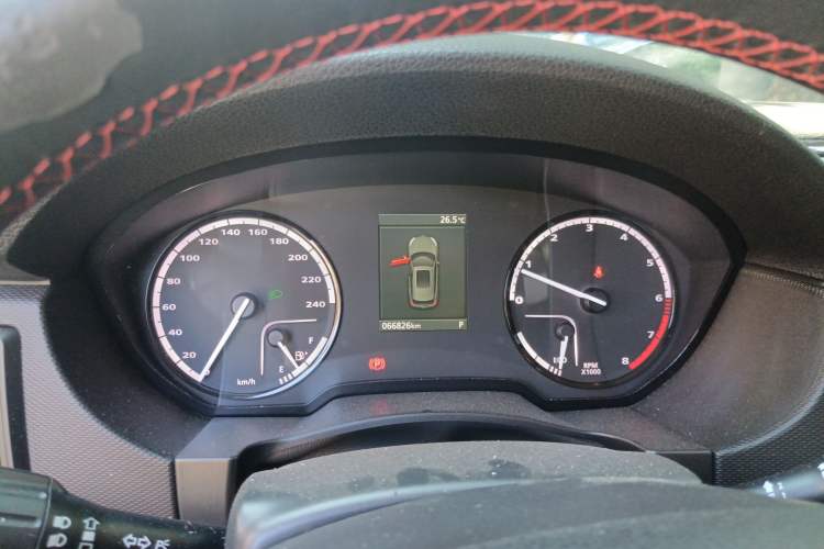 Used Qoros 5 2017 1.6T Automatic Prestige Model Instrument Cluster