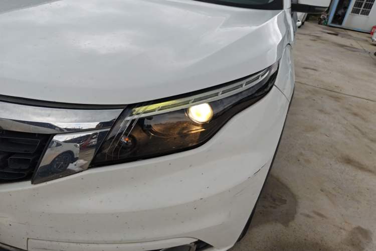 Used Qoros 5 2017 1.6T Automatic Leading Model Left Front Headlight