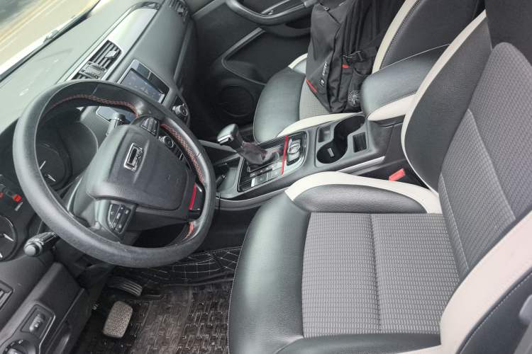 Used Qoros 5 2017 1.6T Automatic Prestige Model Left Front Seat