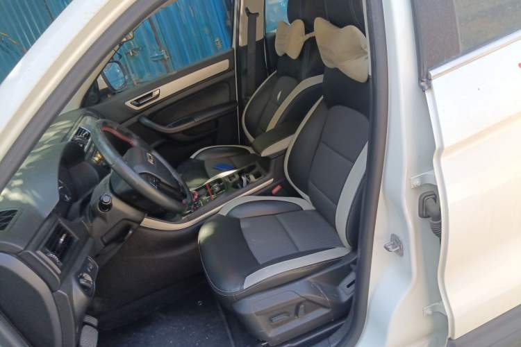 Used Qoros 5 2017 1.6T Automatic Prestige Model Left Front Seat