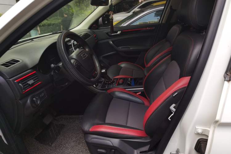 Used Qoros 5 2017 1.6T Automatic New Elite Model Left Front Seat