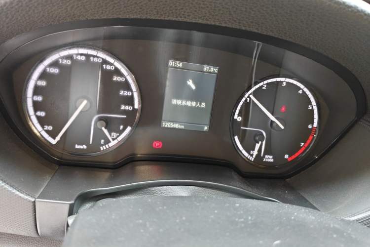Used Qoros 5 2017 1.6T Automatic Prestige Model Odometer Close Up