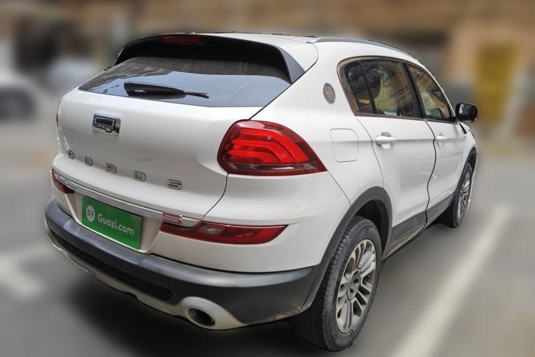 Used Qoros 5 2017 1.6T Automatic Prestige Model Rear Right 45 Deg