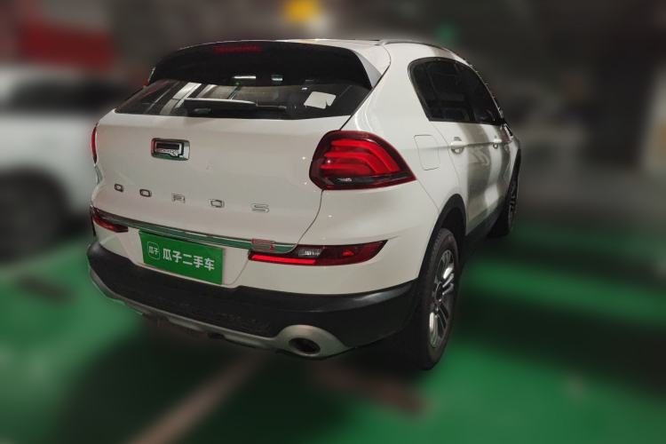 Used Qoros 5 2017 1.6T Automatic Prestige Model Rear Right 45 Deg