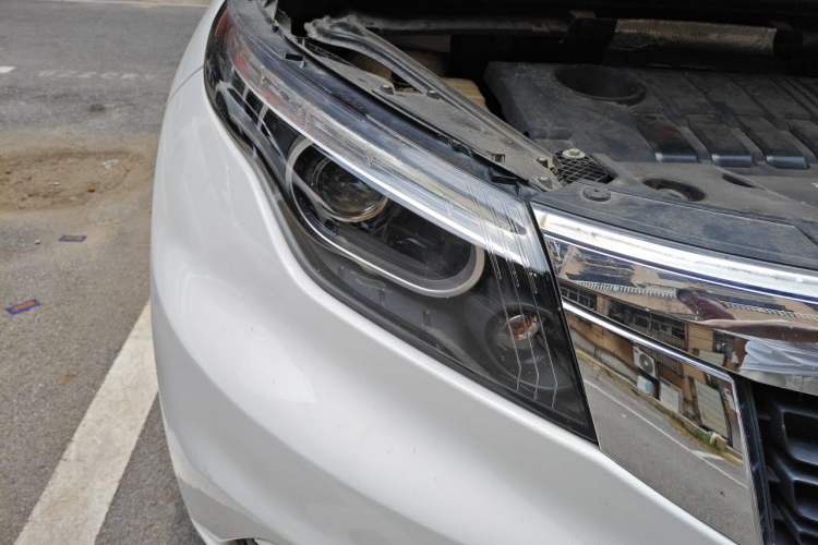 Used Qoros 5 2017 1.6T Automatic Prestige Model Right Front Headlight