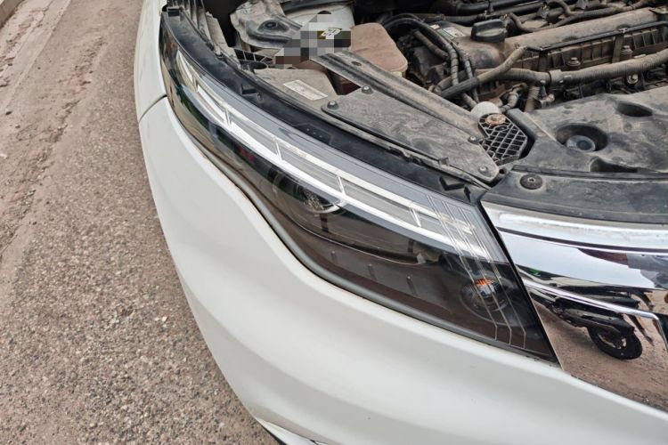 Used Qoros 5 2017 1.6T Automatic Leading Model Right Front Headlight