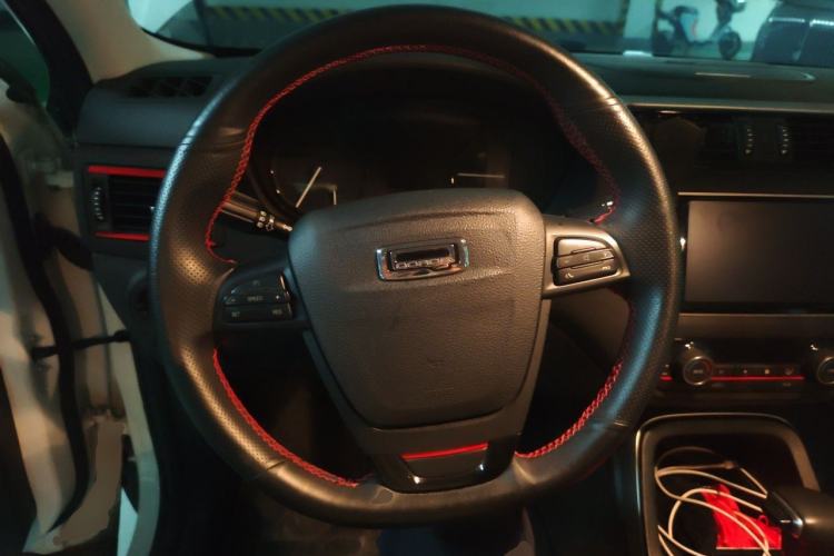Used Qoros 5 2017 1.6T Automatic New Elite Model Steering Wheel