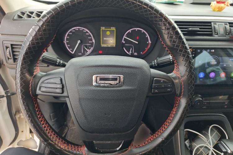 Used Qoros 5 2017 1.6T Automatic Leading Model Steering Wheel
