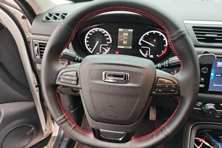 Used Qoros 5 2017 1.6T Automatic Leading Model Steering Wheel