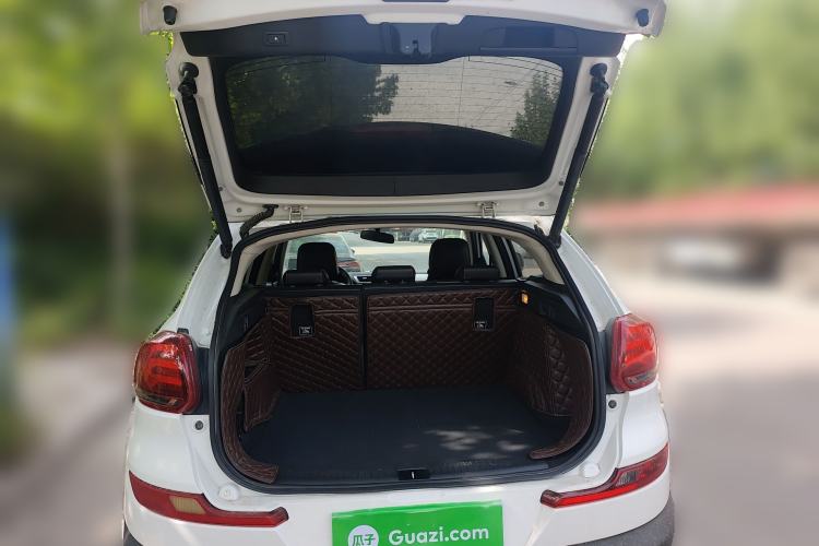 Used Qoros 5 2017 1.6T Automatic Prestige Model Trunk