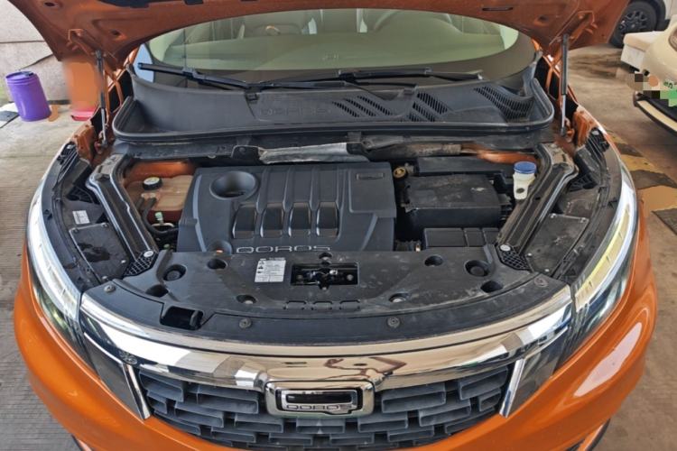 Used Qoros 5 2017 1.6T Automatic Prestige Model Engine Bay