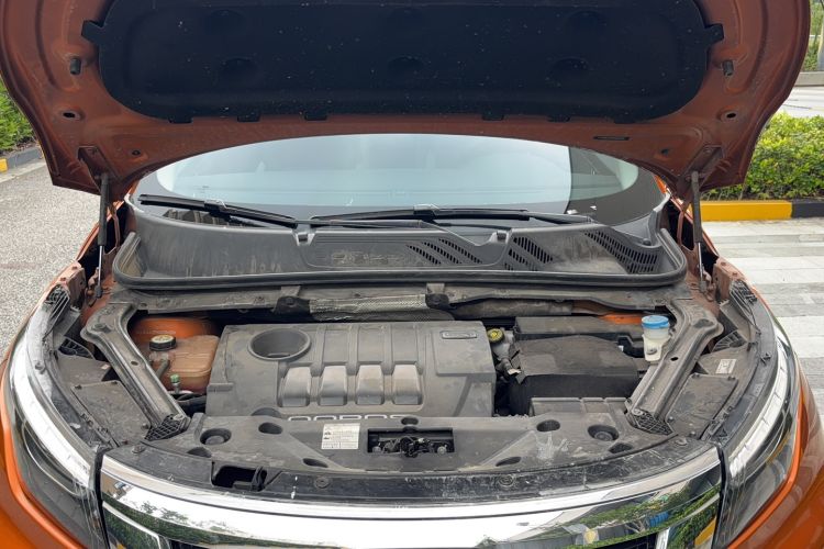 Used Qoros 5 2017 1.6T Automatic Prestige Model Engine Bay