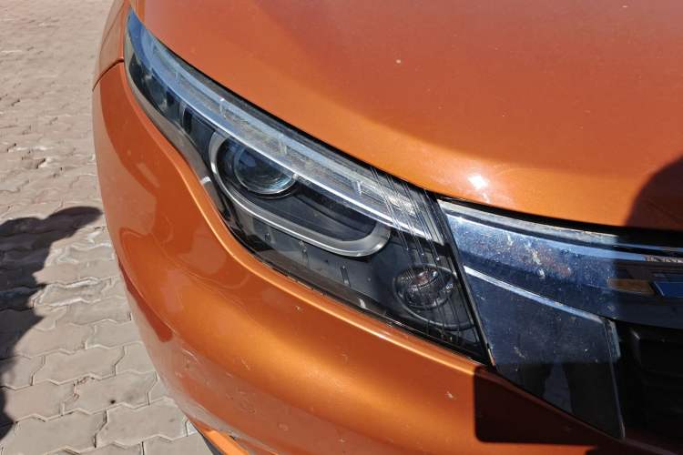 Used Qoros 5 2017 1.6T Automatic Prestige Model Right Front Headlight