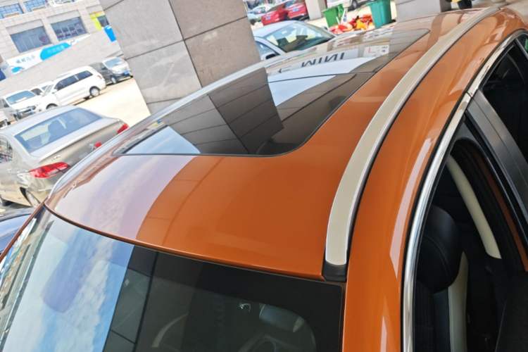 Used Qoros 5 2017 1.6T Automatic Prestige Model Roof