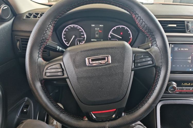 Used Qoros 5 2017 1.6T Automatic Prestige Model Steering Wheel