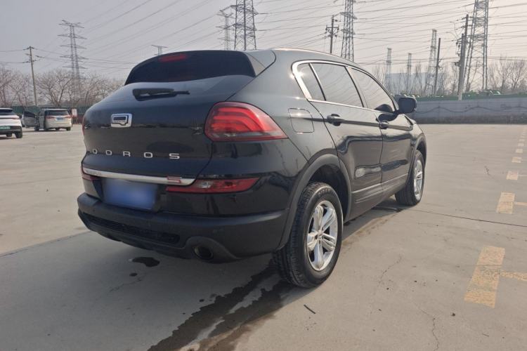 Used Qoros 5 2018 Revised Version 1.6T Automatic Leading Edition Exterior 3