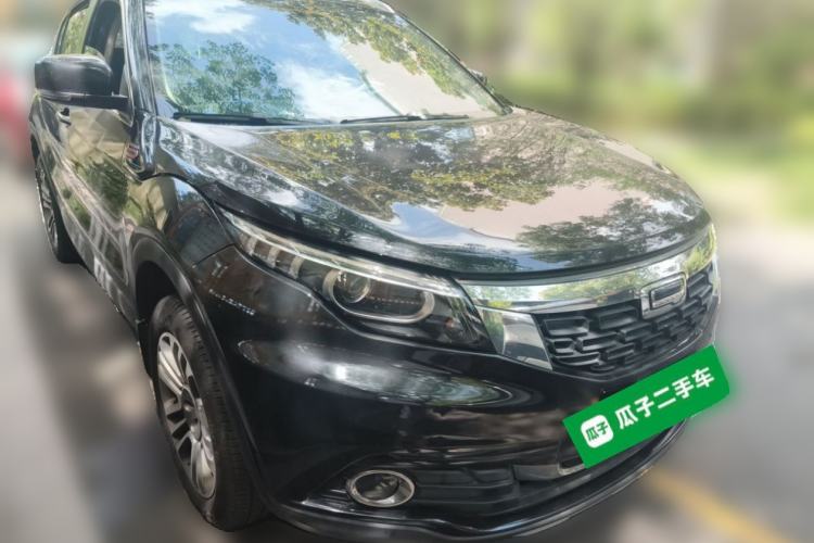 Used Qoros 5 2018 1.6T Automatic Prestige Model Front Right 45 Deg
