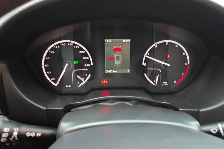 Used Qoros 5 2018 Revised 1.6T Automatic Luxury Version Odometer Close Up