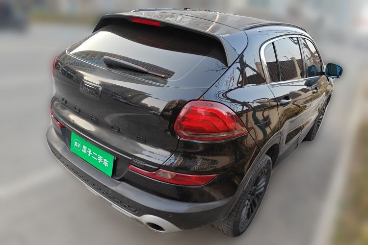 Used Qoros 5 2018 Revised 1.6T Automatic Luxury Version Rear Right 45 Deg