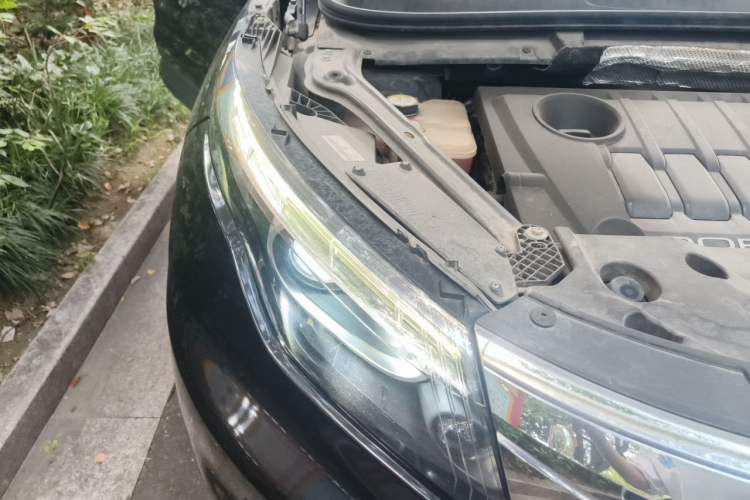 Used Qoros 5 2018 1.6T Automatic Prestige Model Right Front Headlight