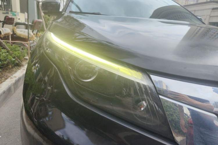 Used Qoros 5 2018 Revised 1.6T Automatic Luxury Version Right Front Headlight