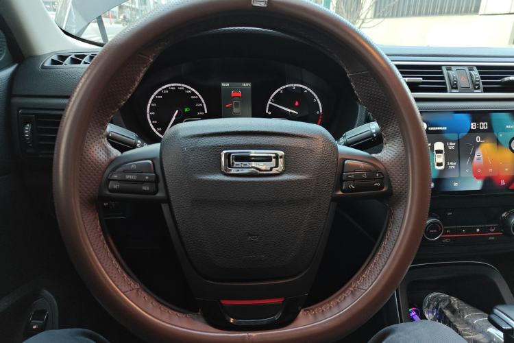 Used Qoros 5 2018 Revised 1.6T Automatic Luxury Version Steering Wheel