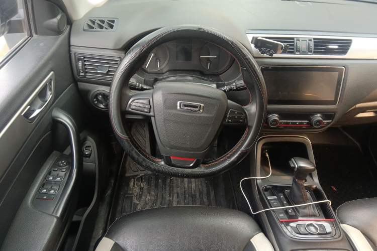 Used Qoros 5 2018 Revised 1.6T Automatic Luxury Version Steering Wheel