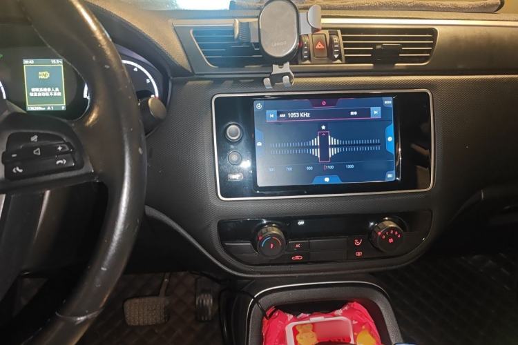Used Qoros 5 2018 1.6T Automatic Leading Model Audio And AC Panel