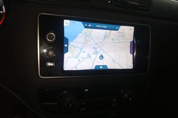 Used Qoros 5 2018 Revised Version 1.6T Automatic Leading Edition Audio And AC Panel