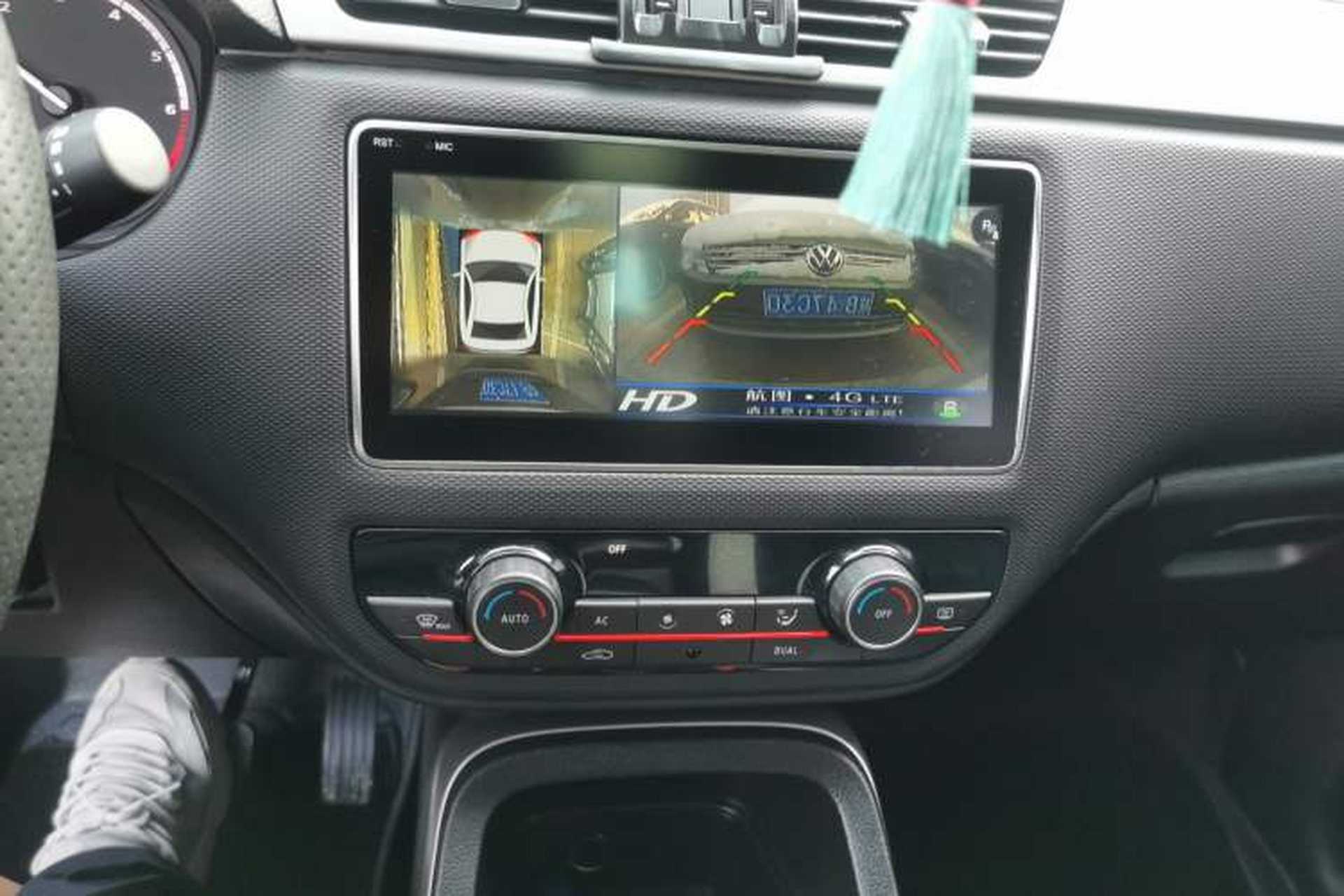 Used Qoros 5 2018 1.6T Automatic Prestige Model Audio And AC Panel