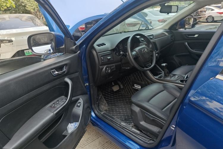 Used Qoros 5 2018 Revised Version 1.6T Automatic Leading Edition Driver Seat