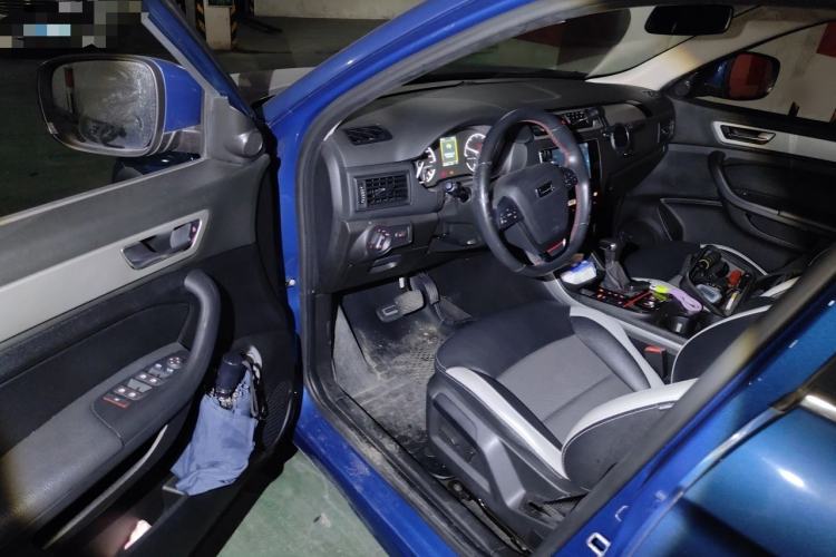Used Qoros 5 2018 1.6T Automatic Prestige Model Driver Seat