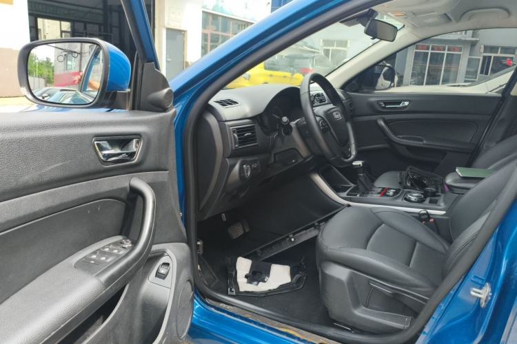Used Qoros 5 2018 Revised Version 1.6T Automatic Leading Edition Driver Seat