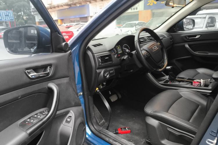 Used Qoros 5 2018 Revised Version 1.6T Automatic Leading Edition Driver Seat
