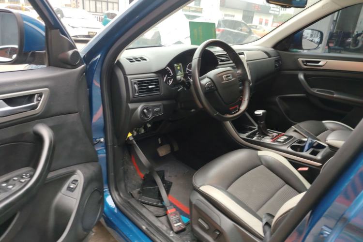 Used Qoros 5 2018 Revised 1.6T Automatic Luxury Version Driver Seat