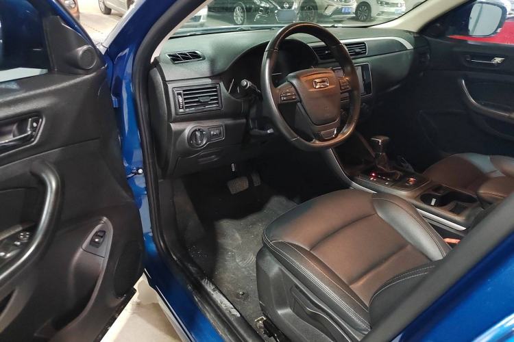 Used Qoros 5 2018 Revised Version 1.6T Automatic Leading Edition Driver Seat