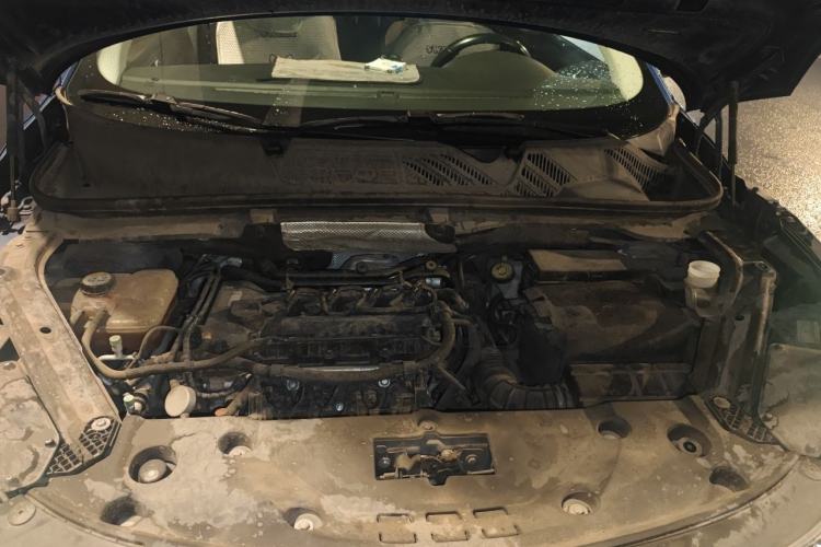 Used Qoros 5 2018 1.6T Automatic Leading Model Engine Bay